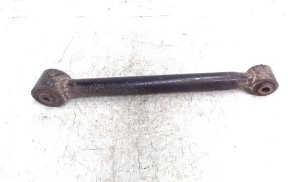 Rear control arm