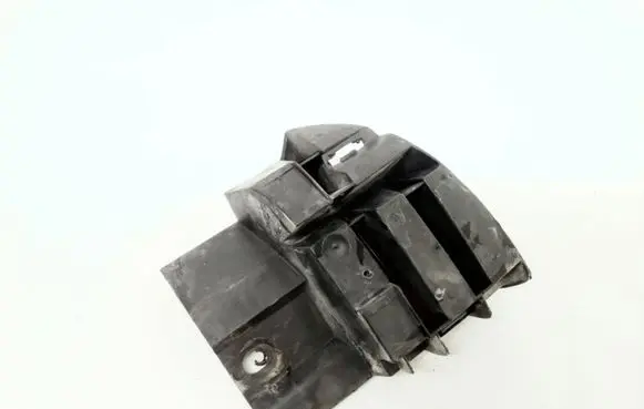 Volkswagen II LT Bumper support mounting bracket corner 9018850016
