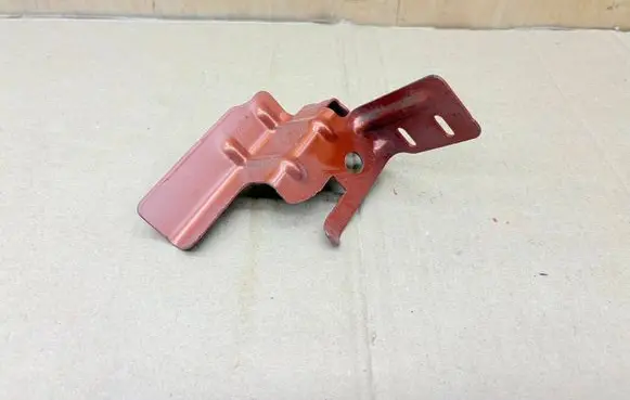 Dacia Duster II Headlight/headlamp mounting bracket 
