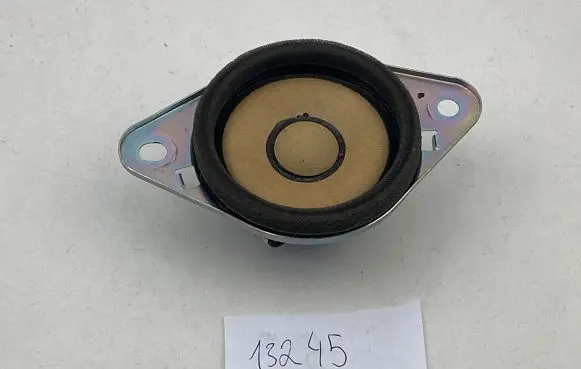 Toyota Prius+ (ZVW40) Panel speaker 8616047070 EAS65PH143A G12730C2