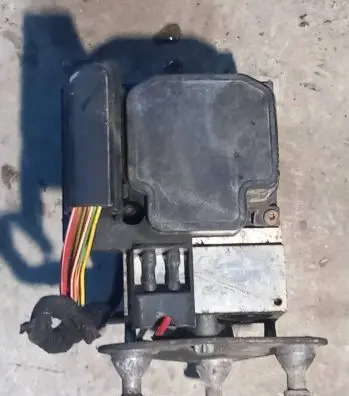 Mercedes-Benz S W220 ABS Pump A0044310912