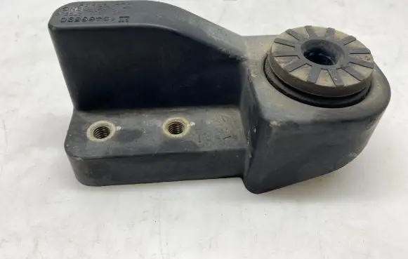 Opel Astra K Radiator mount bracket 13466590 688437545 A66GE30STEE