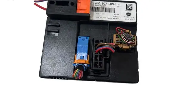 Audi A6 S6 C6 4F Comfort/convenience module 4F0907289H 5DK00876216 4F0910289H