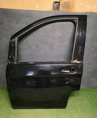 Mercedes-Benz Vito Viano W447 Front door A447720