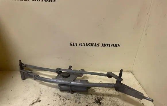 Volvo S60 Front wiper linkage and motor 404606