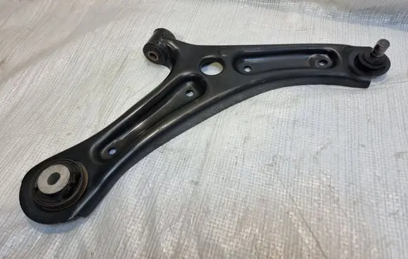 Ford Ecosport Front control arm GN15-3042-BA