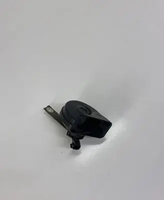 Nissan Qashqai Horn signal E30055306 A046522