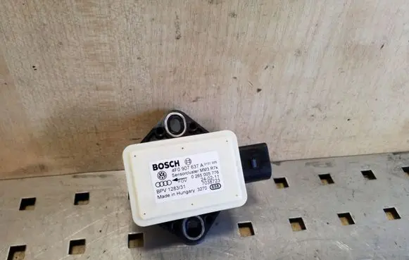 Audi A6 S6 C6 4F ESP acceleration yaw rate sensor 4F0907637A