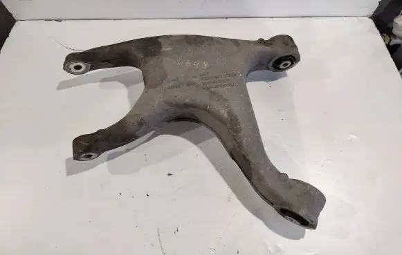 Audi A6 S6 C7 4G Rear upper control arm/wishbone 8R0505311F A62000516