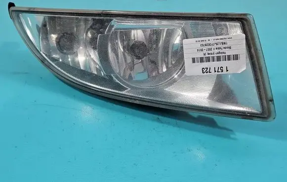 Skoda Fabia Mk2 (5J) Front fog light 17308602 IMPRK1571723