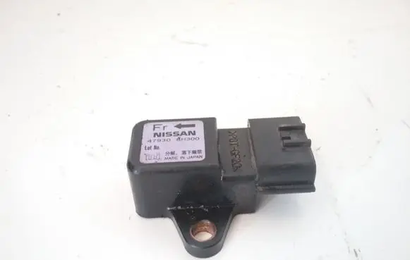 Nissan X-Trail T30 Airbag deployment crash/impact sensor 479308H300