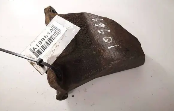 Audi A4 S4 B5 8D Engine mounting bracket 8d0399113ab