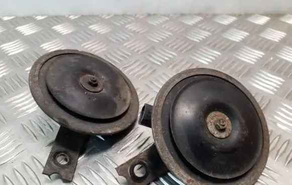 Hyundai Santa Fe Horn signal 9662027100