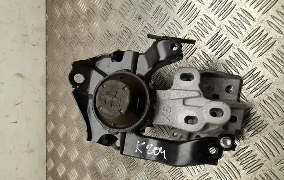 Toyota Aygo X Engine mount bracket 