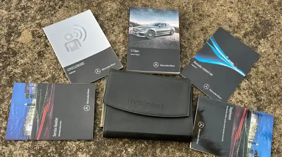 Mercedes-Benz C AMG W205 Owners service history hand book 2055843601 A2055843601