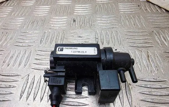 BMW X5 E53 Turbo solenoid valve 722796010