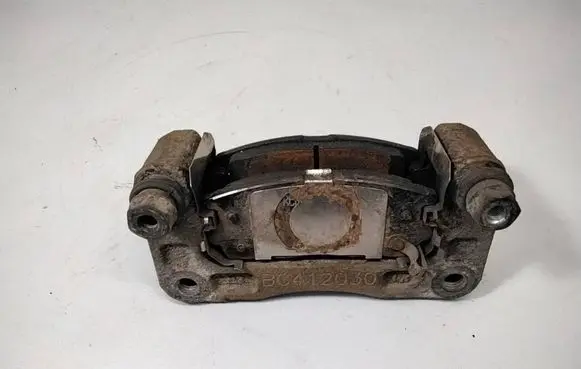 Chevrolet Captiva Brake caliper pad carrier rear BC412030