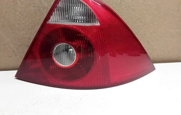 Ford Mondeo Mk III Rear/tail lights 1S7113404