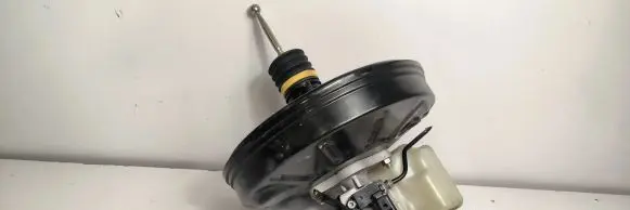 Volkswagen Caddy Brake booster 2K5614105