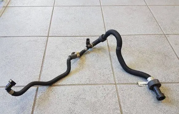 BMW 3 E90 E91 Fuel line pipe 7799994 13537799995 7799995