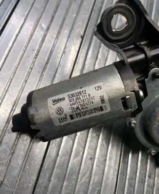 Volkswagen PASSAT B6 Rear window wiper motor 3C9955711B 53032812 1147624774