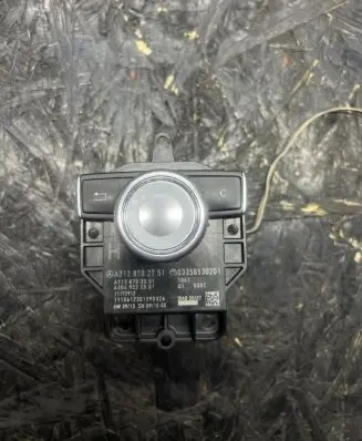 Mercedes-Benz E W212 Head unit multimedia control A2128702751 A2128703051 A2049020501