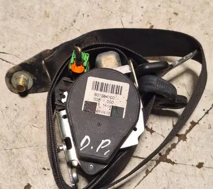 Mercedes-Benz Vito Viano W639 Front seatbelt 601384100 260405 00000