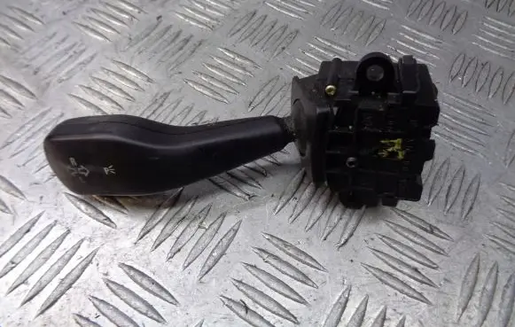 BMW 3 E46 Indicator stalk 8363662K