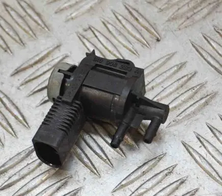 Audi A4 S4 B8 8K Turbo solenoid valve 1K0906283A