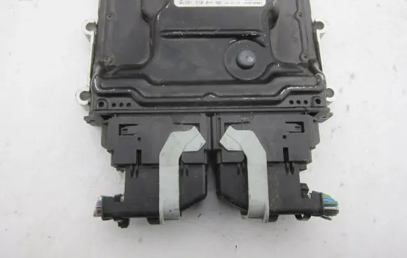 Ford Focus Engine control unit/module L1T112A650LA