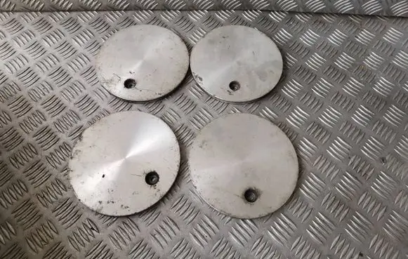 Chrysler Voyager Original wheel cap 172