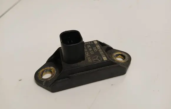 Mercedes-Benz R W251 ESP acceleration yaw rate sensor 0045423518 05W30