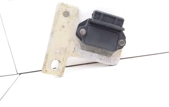Opel Rekord E2 Ignition amplifier control unit 90192187