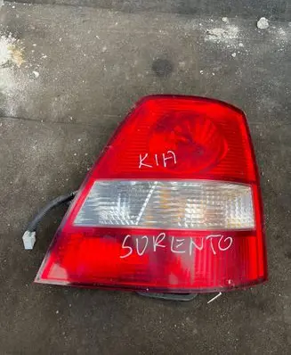 KIA Sorento Rear/tail lights