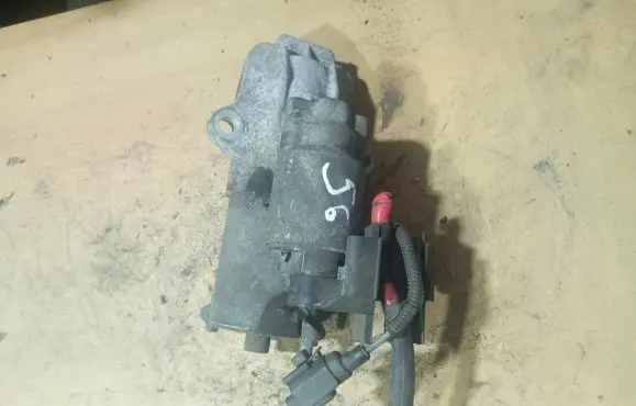 Volvo S40 Starter motor 30795405 D31HD