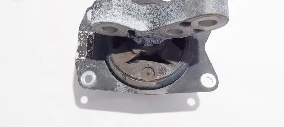 Opel Insignia A Engine mount bracket 210822 210822-1