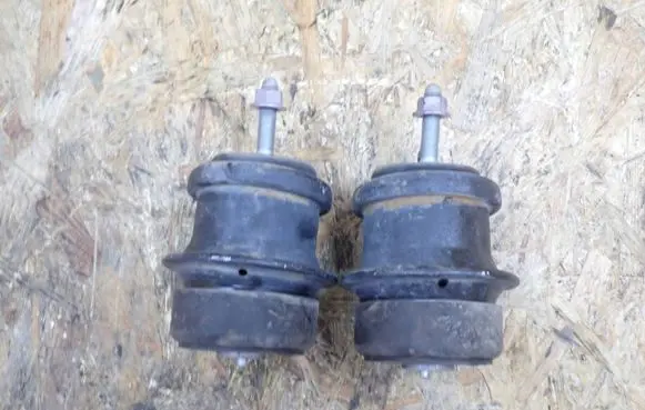 Lexus IS III XE30 Engine mount vacuum valve 