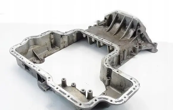 Audi A8 S8 D2 4D Oil sump 077103603