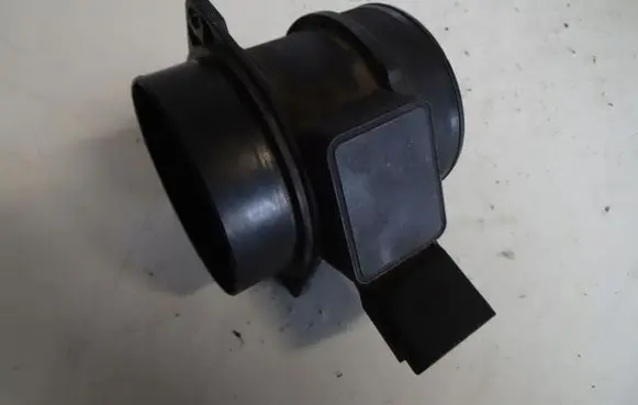 Citroen C5 Mass air flow meter 9632215280
