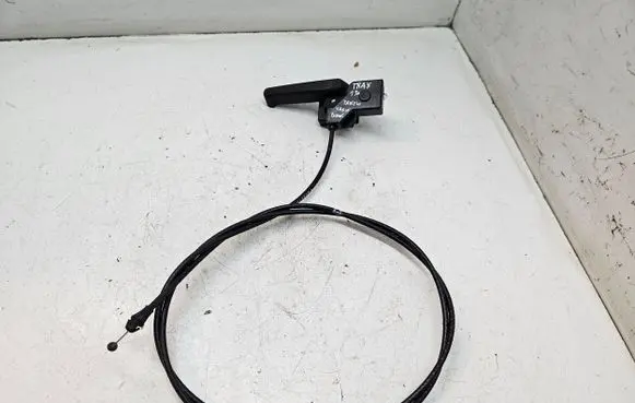 Chevrolet Trax Engine bonnet/hood lock release cable 95317675
