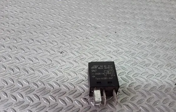 Volkswagen Sharan Other relay 7M0951253C 95VW10K705EA