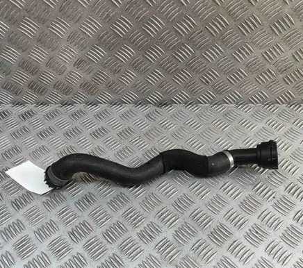 Mercedes-Benz GLB x247 Engine coolant pipe/hose A1775014802