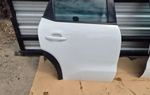 Citroen C3 Aircross Rear door
