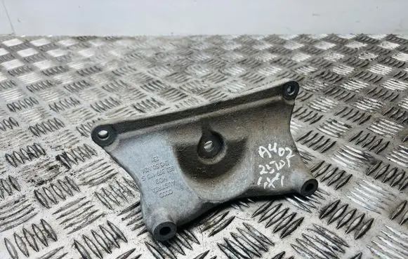 Audi A4 S4 B6 8E 8H Gearbox mounting bracket 8E0399115S