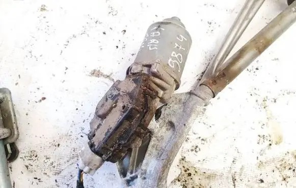 Toyota Yaris Wiper motor 851100d080 85110-0d080