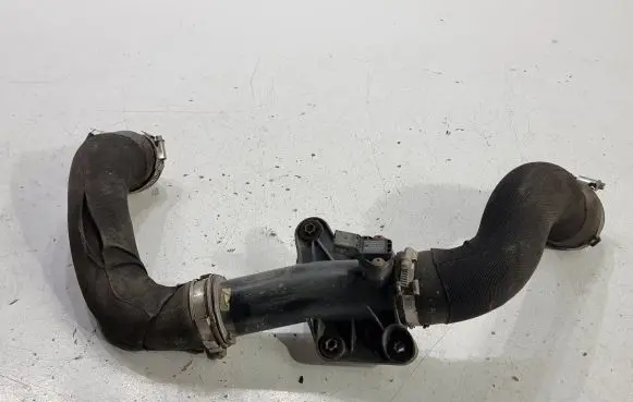Audi A4 S4 B8 8K Intercooler hose/pipe 8K0145673 8K0145709E 8K0145737R