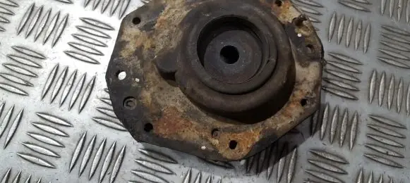 Citroen Xsara Picasso Coil spring mount 