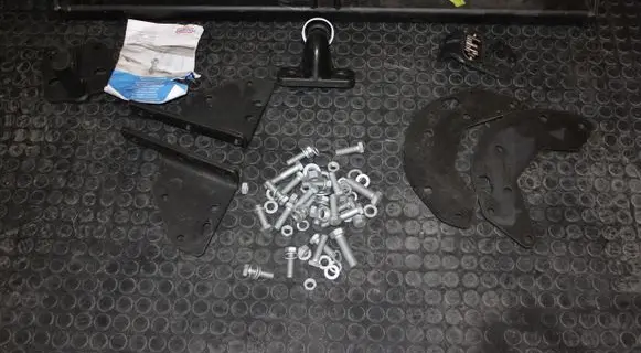 Nissan Navara D40 Tow bar set 433800 THULE BRINK