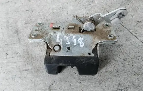 Opel Meriva A Tailgate lock latch 