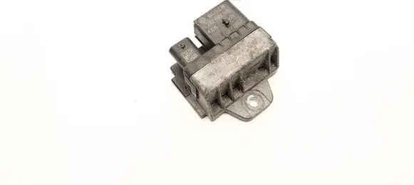 BMW X1 F48 F49 Glow plug pre-heat relay 0281003115